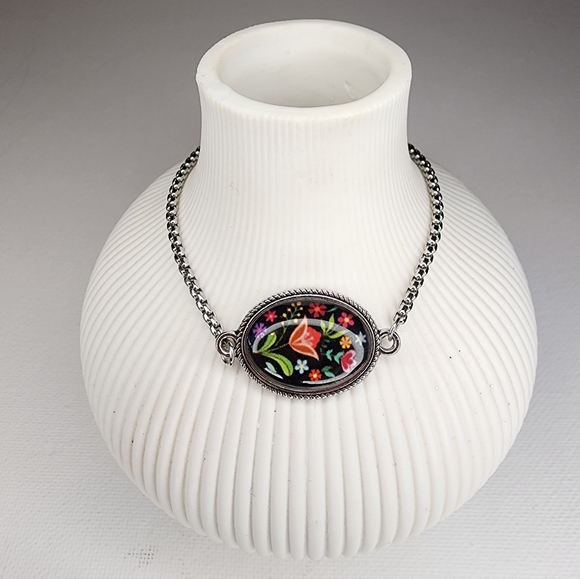 Handmade Jewelry - Floral Medallion Black Enamel Box Chain Adjustable Bolo Bracelet